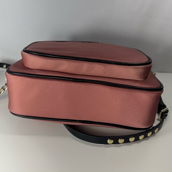 NWT Michael Kors Rose Leila LG Camera Bag - Picture 9 of 12